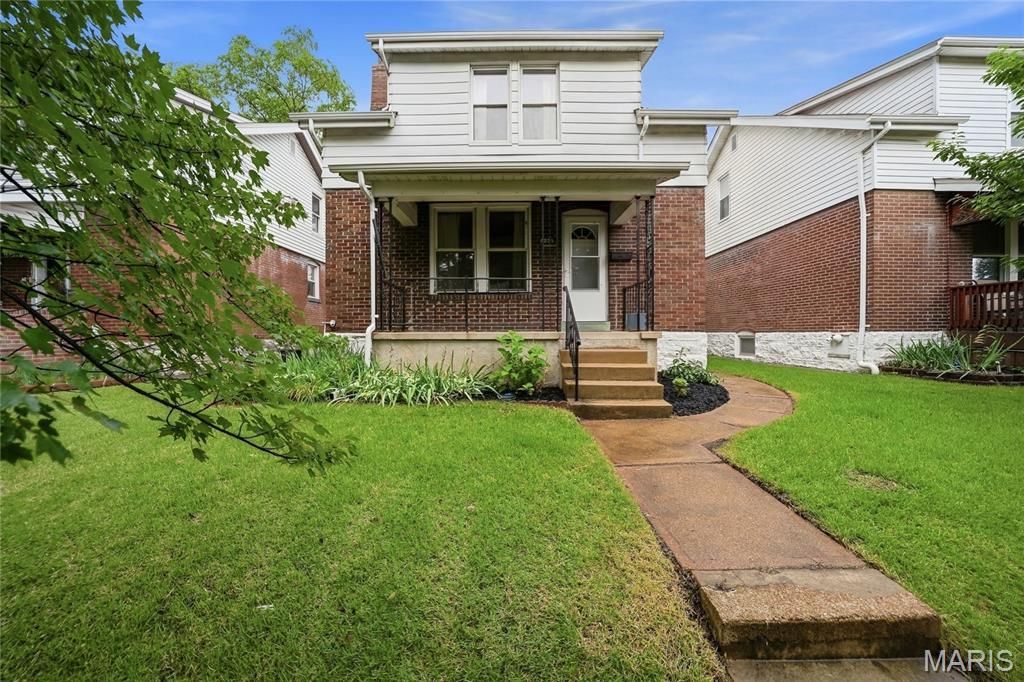 5339 Quincy Street, Saint Louis, MO 63109 Main Photo