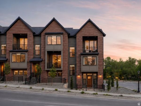 868 E BROOKSHADE LN , Unit 103, Murray, UT 84107