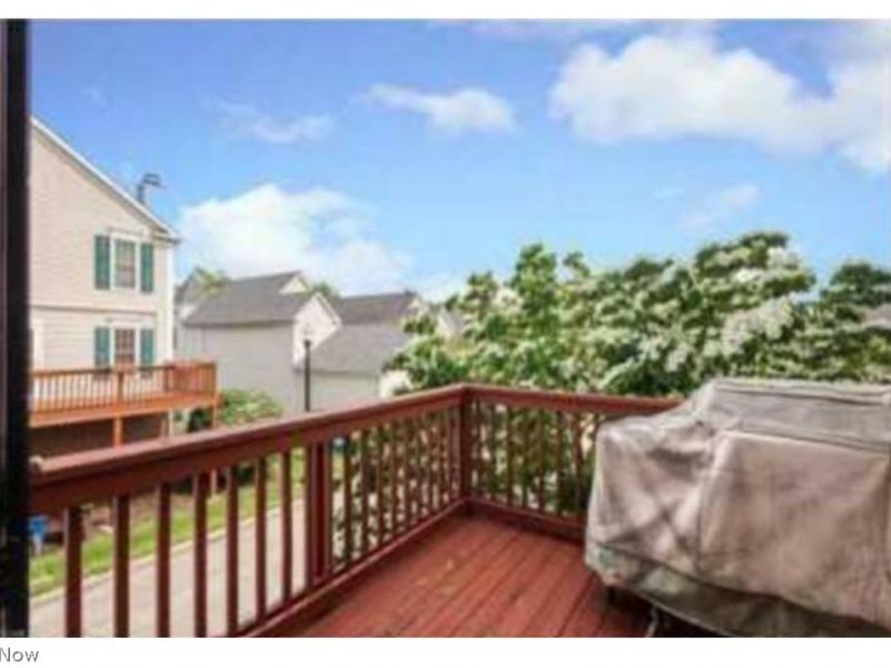 8316 Chester Parkway , Cleveland, OH 44103 Photo 10