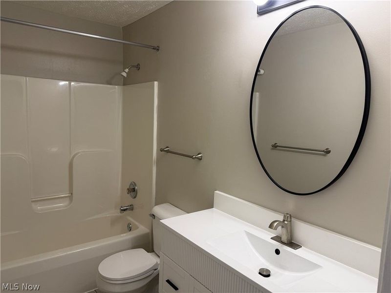 8316 Chester Parkway, Cleveland, OH 44103 Photo 12
