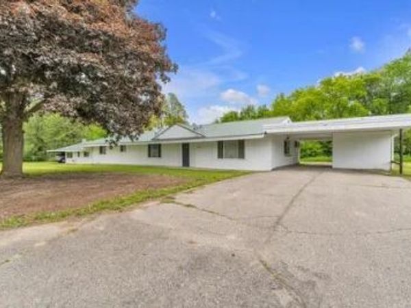7038 Whitmore Lake Road, Whitmore Lake, MI 48189