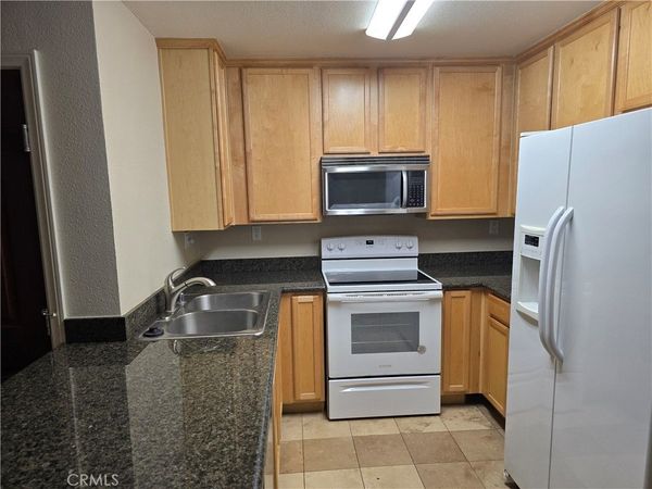 2275 Del Mar Way, Unit 106, Corona, CA 92882