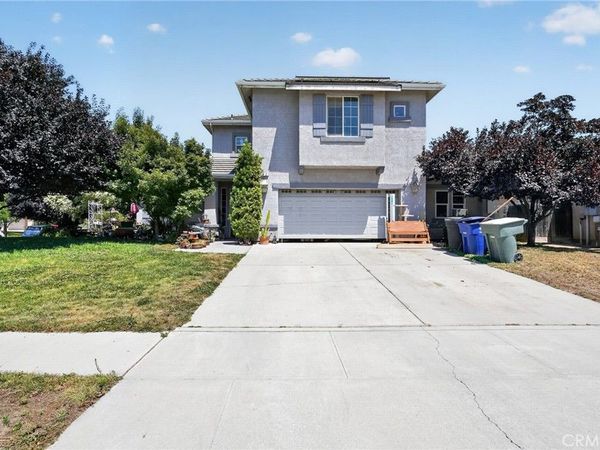 82 N Wathen, Sanger, CA 93657