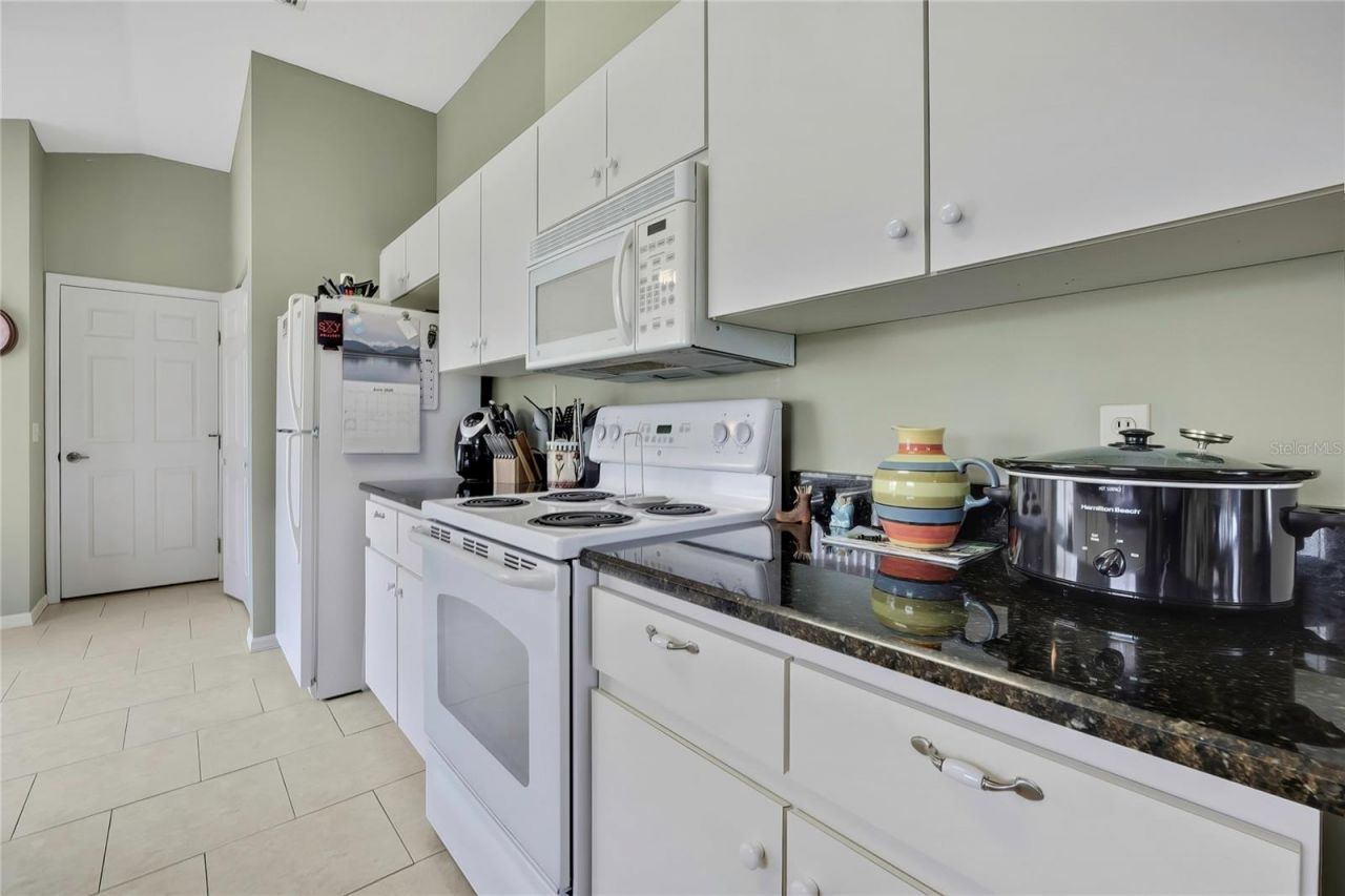 547 W Hillwood Path , Beverly Hills, FL 34465 Photo