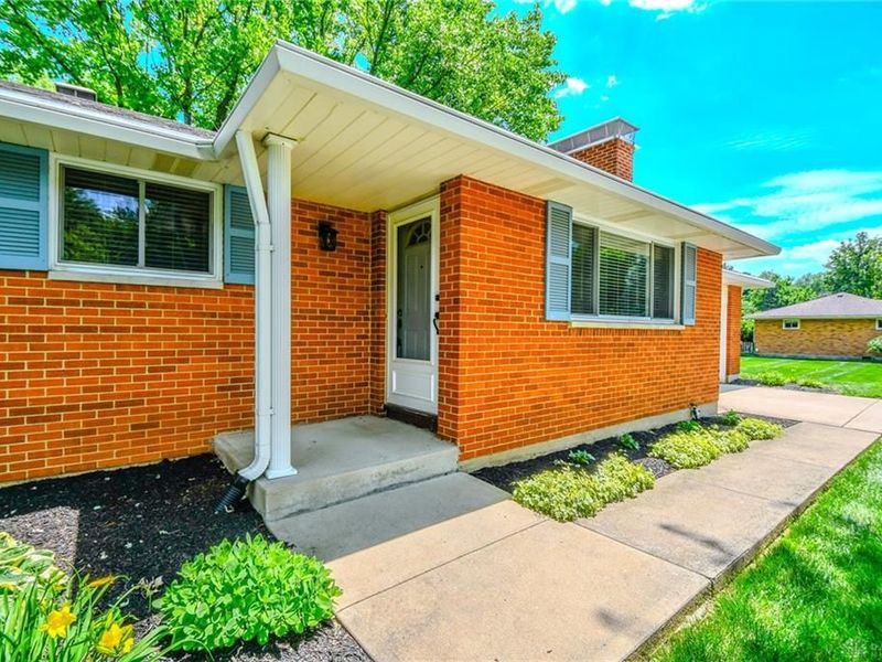 96 Pine Bluff Drive, Beavercreek, OH 45440 Photo 4