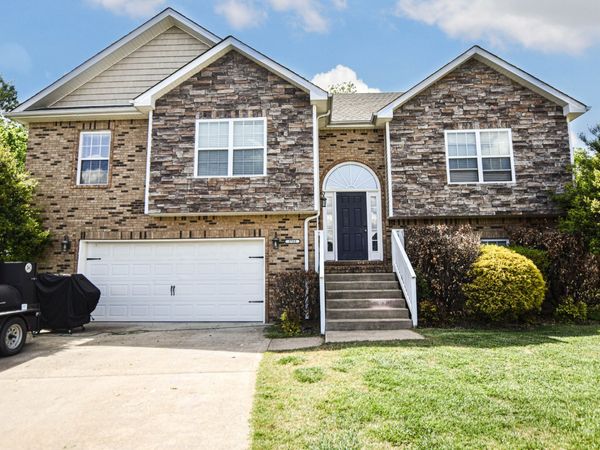3702 Windmill Court , Clarksville, TN 37040