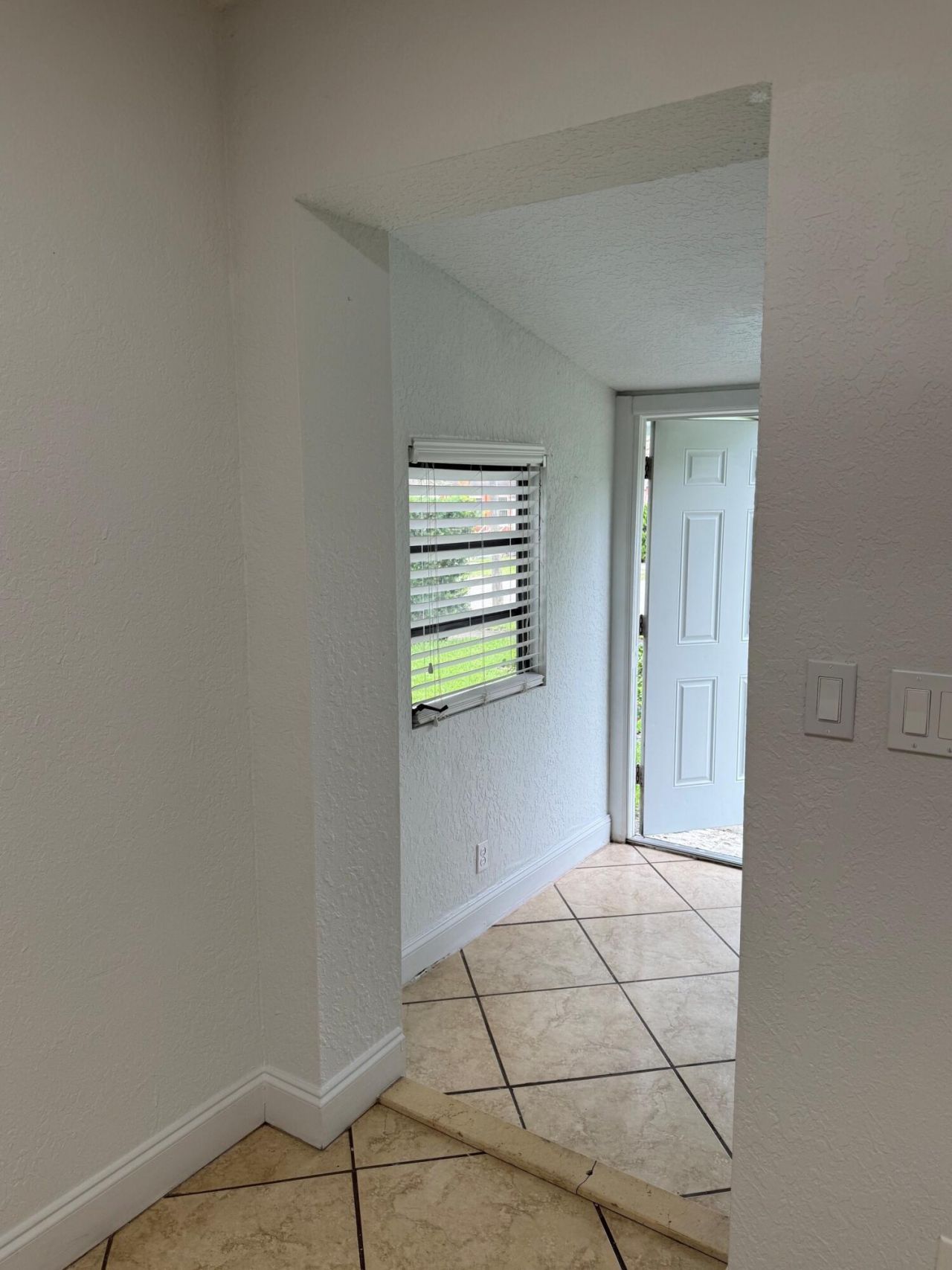 741 Roseland Drive, West Palm Beach, FL 33405 Photo