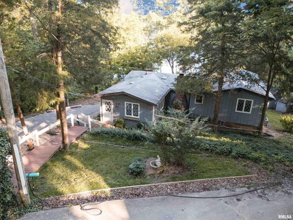 2860 Egyptian Hills Drive, Creal Springs, IL 62922