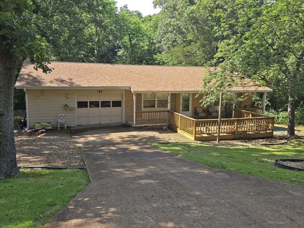 31 Chacoto Drive, Cherokee Village, AR 72529