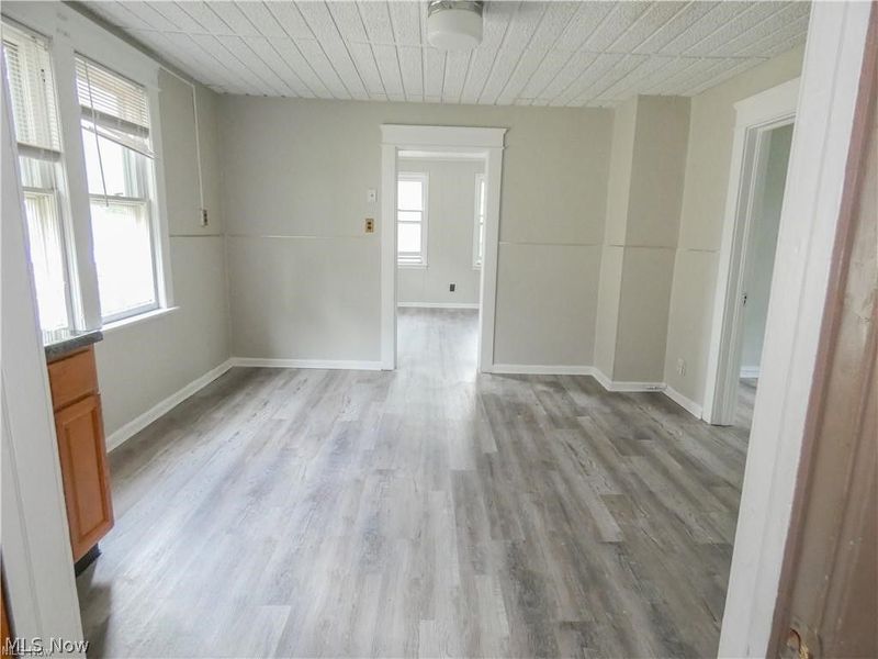3864 E 52nd Street, Newburgh Heights, OH 44105 Photo 10