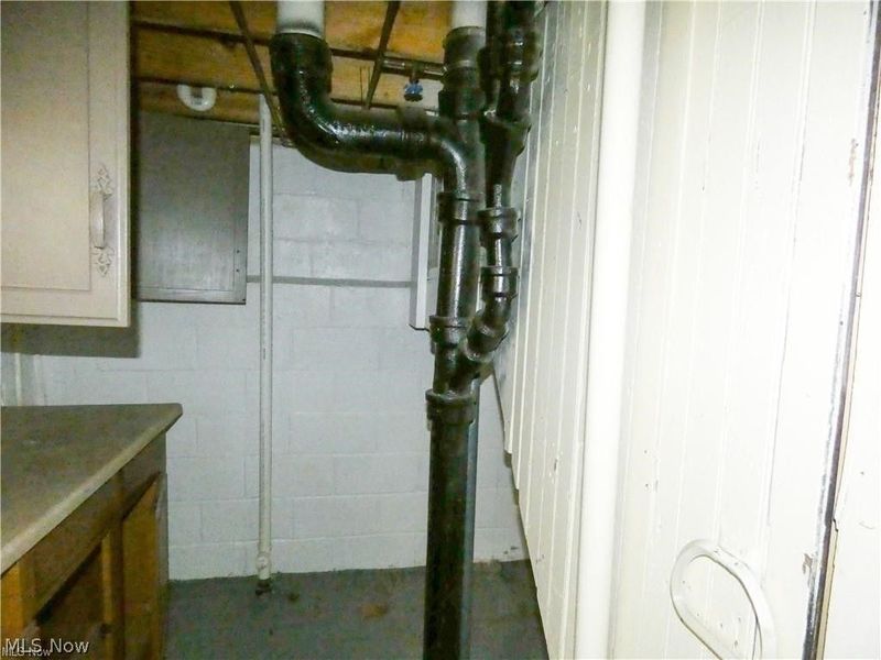 3864 E 52nd Street, Newburgh Heights, OH 44105 Photo 23