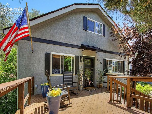 225 N Cedar Street, Colorado Springs, CO 80903
