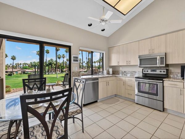 39228 Gladiolus Lane, Palm Desert, CA 92211
