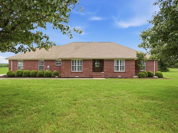163 Tabor Pl , Hohenwald, TN 38462