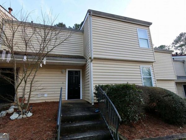 2082 Oak Park Lane, Decatur, GA 30032