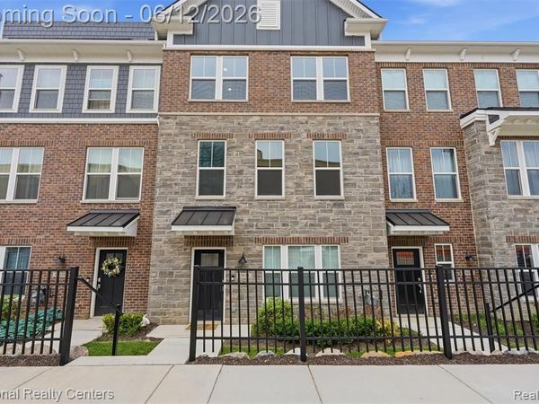 43034 Atwood Avenue, Novi, MI 48375