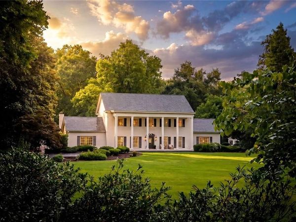 3955 Northside Drive NW, Atlanta, GA 30342