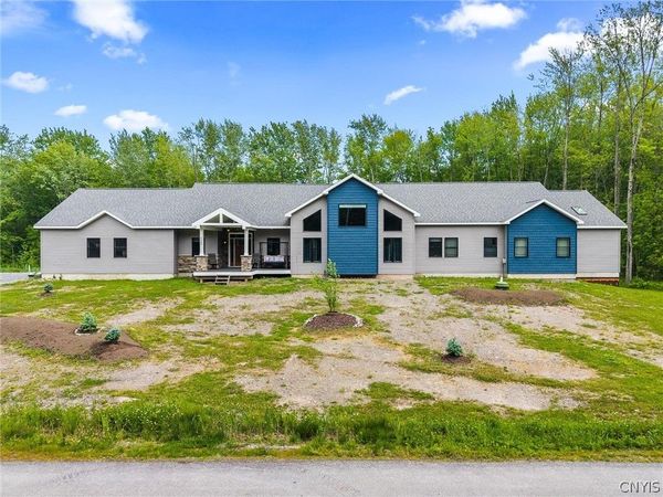 9390 Fox Road , Bridgeport, NY 13037