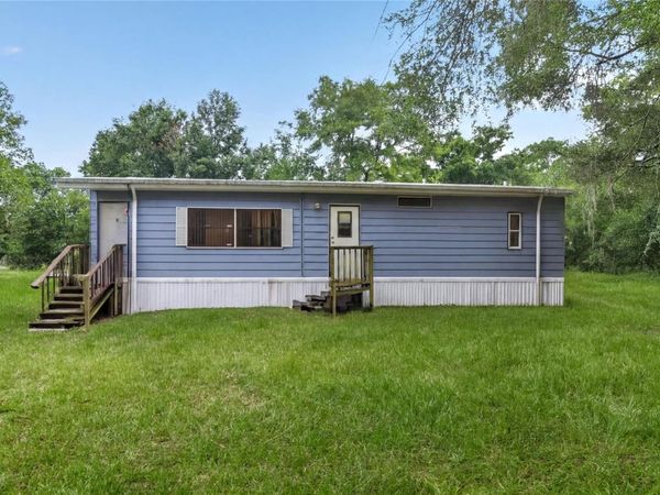550 NE 154TH AVENUE, WILLISTON, FL 32696