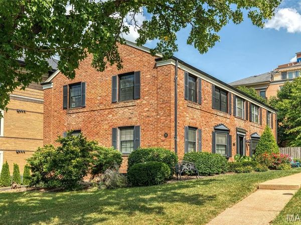 35 Topton Way , Clayton, MO 63105