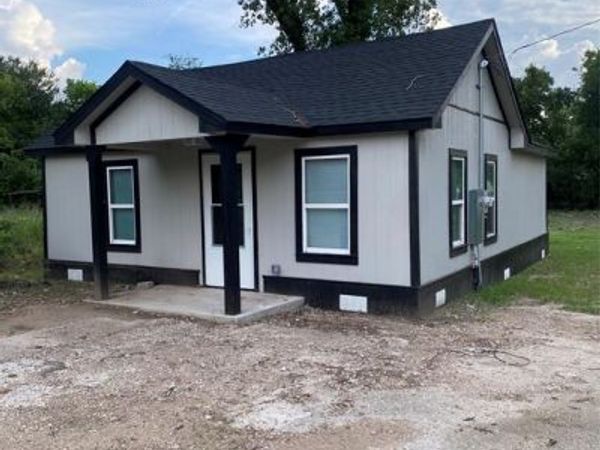 324 Hogan Lane, Bellmead, TX 76705