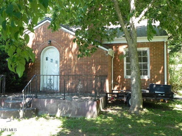 1313 West Main Street, Rogersville, TN 37857