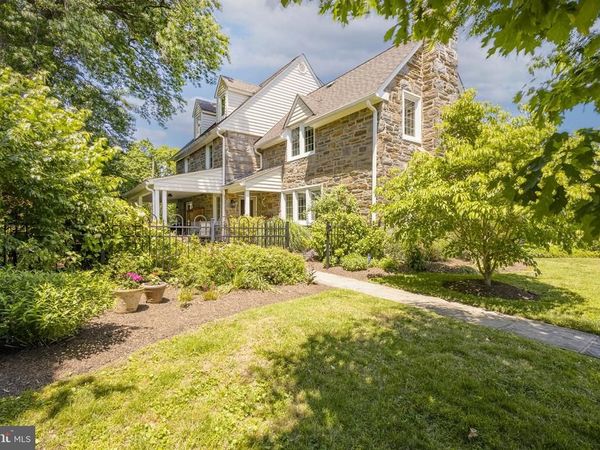 324 HOLMECREST ROAD, JENKINTOWN, PA 19046