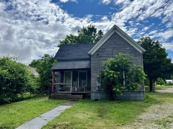 830 N 4Th Street , Paragould, AR 72450