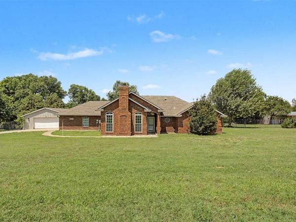 761 S Carolyn Drive, Choctaw, OK 73020