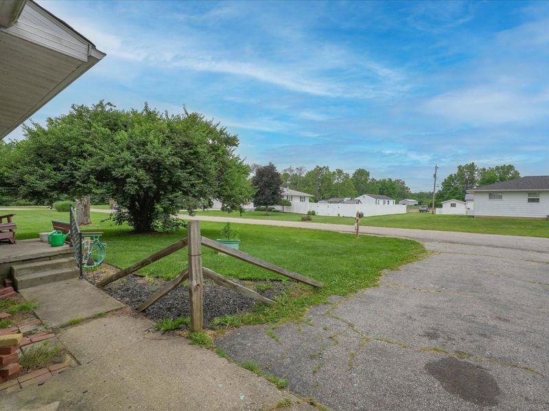 121 Clark Drive, Chillicothe, OH 45601 Photo 3