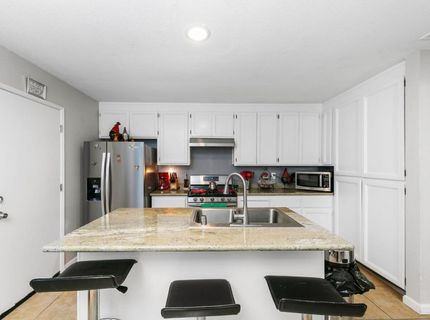 1425 W Swain Rd #13, Unit 13, Stockton, CA 95207 Photo