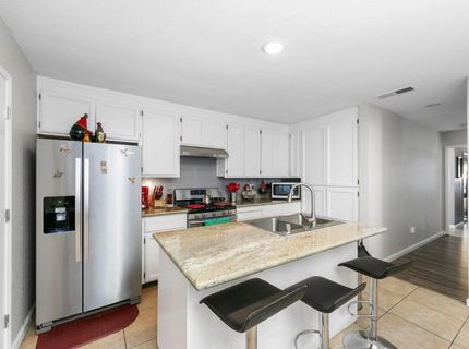 1425 W Swain Rd #13, Unit 13, Stockton, CA 95207 Photo