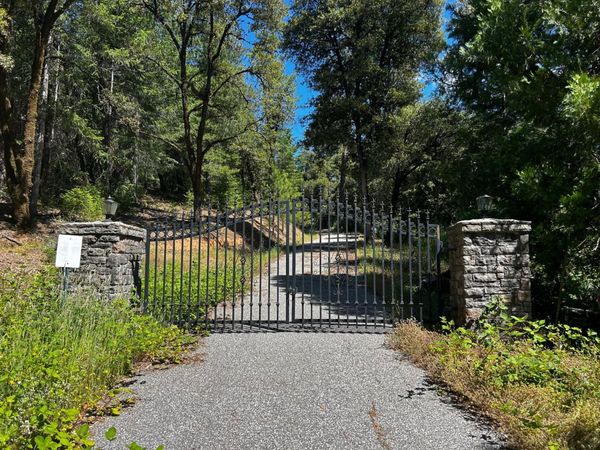 12226 Pine Cone Cir, Grass Valley, CA 95945