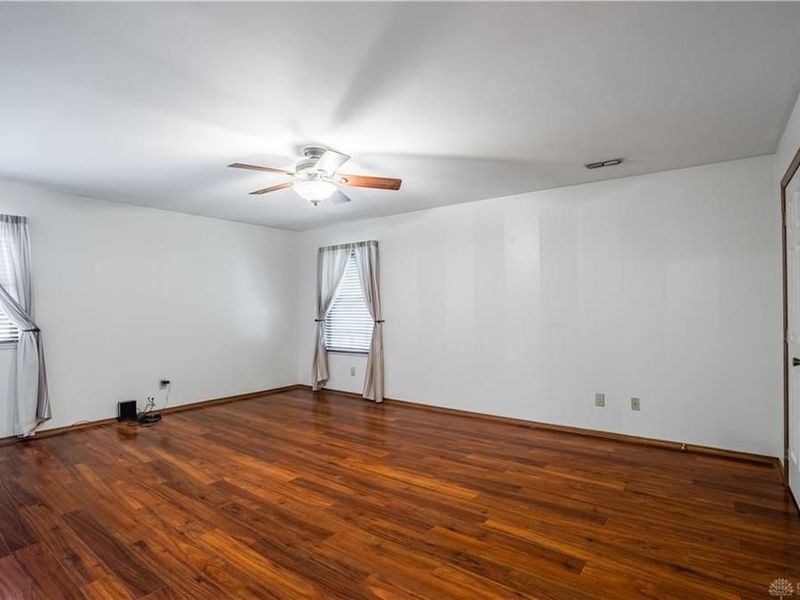 8751 Cannondale Lane, Huber Heights, OH 45424 Photo 18