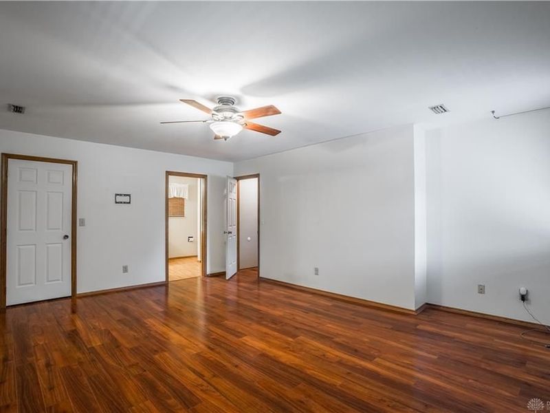 8751 Cannondale Lane, Huber Heights, OH 45424 Photo 19