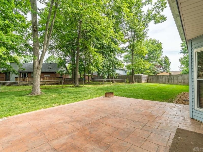 8751 Cannondale Lane, Huber Heights, OH 45424 Photo 36
