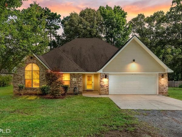 316 E Mckinley Avenue, Haughton, LA 71037