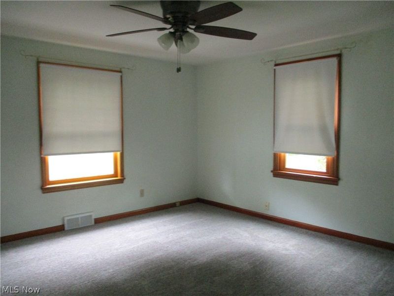 631 Ravine Drive, Youngstown, OH 44505 Photo 10