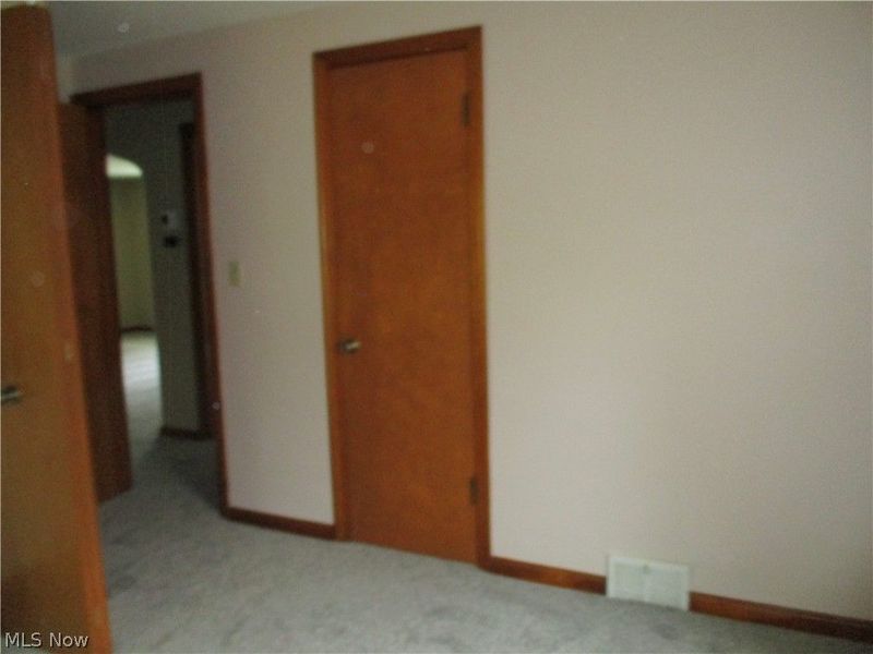 631 Ravine Drive, Youngstown, OH 44505 Photo 13