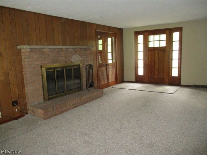 631 Ravine Drive, Youngstown, OH 44505 Photo 4