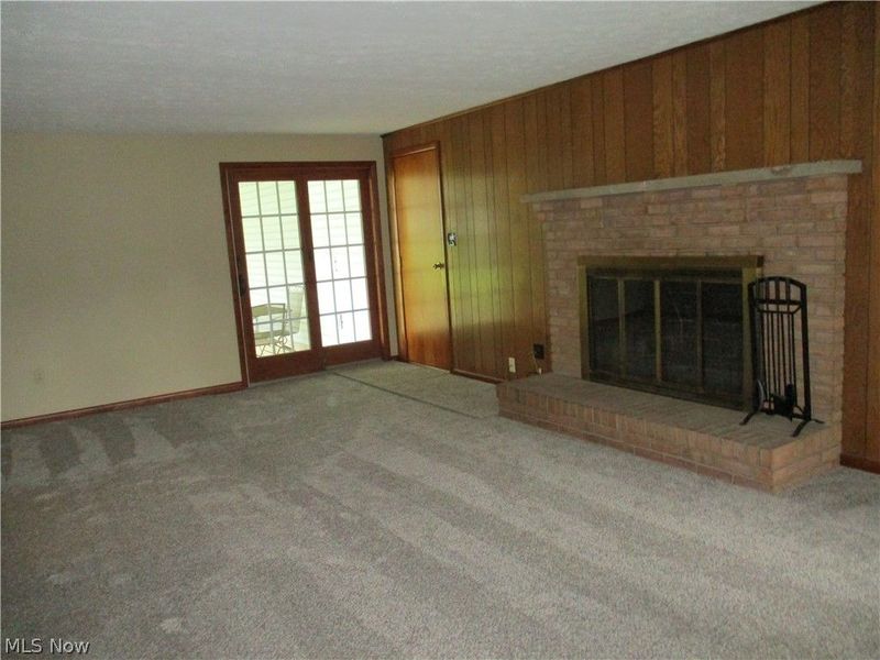 631 Ravine Drive, Youngstown, OH 44505 Photo 6