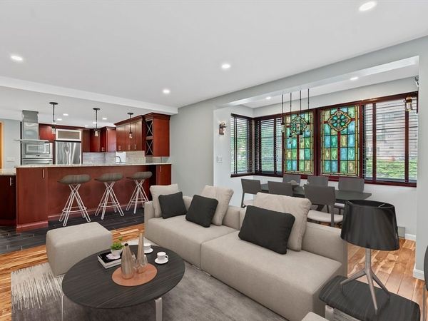 100 Ledgewood Dr, Unit 319, Stoneham, MA 02180