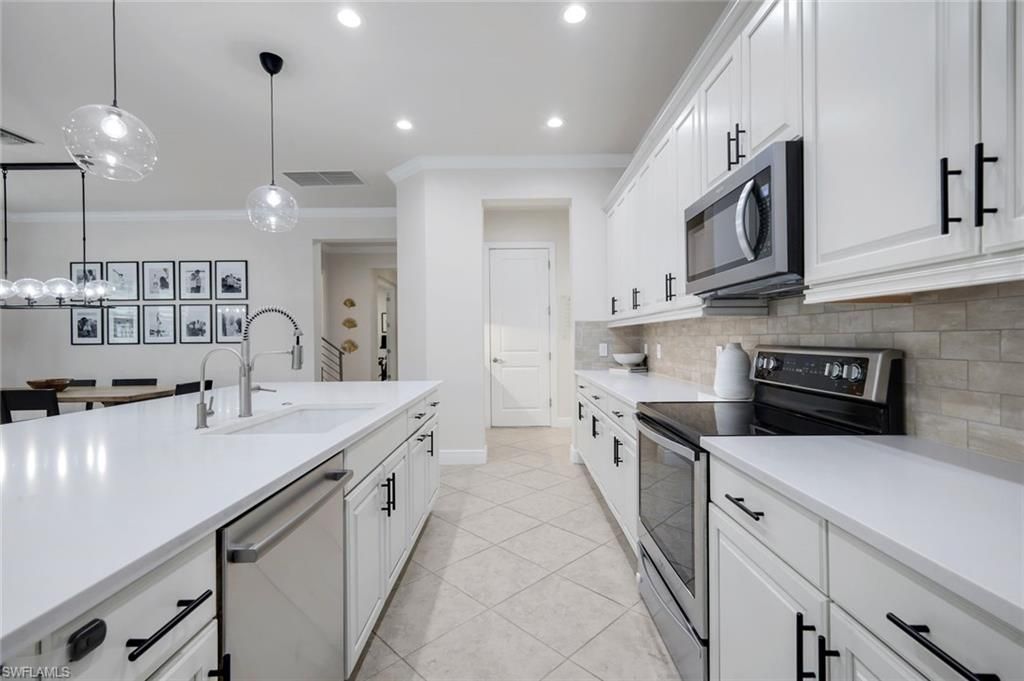 4118 Raffia Dr, Naples, FL 34119 Photo