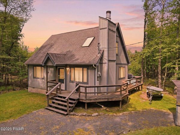 171 Fawn Road, Hawley, PA 18428