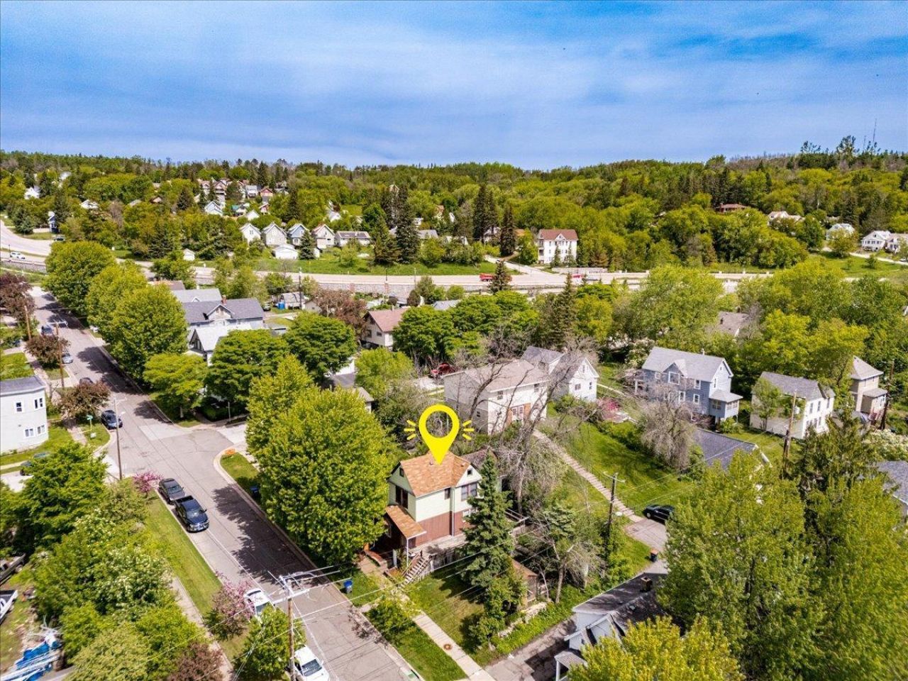 720 N 23rd Avenue W, Duluth, MN 55806