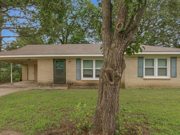 1721 Westwood Drive, Jonesboro, AR 72401