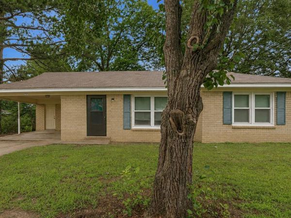 1721 Westwood Drive, Jonesboro, AR 72401
