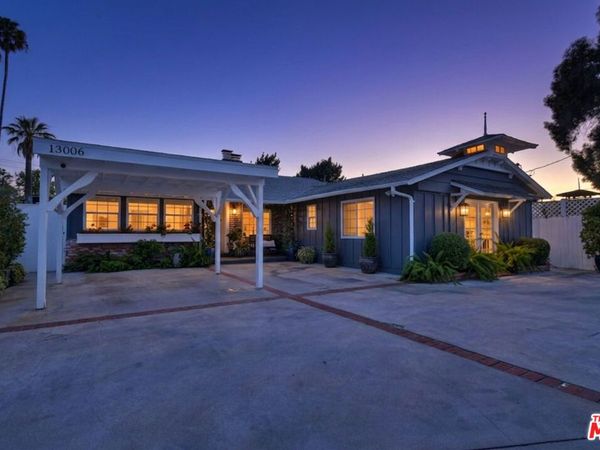 13006 Magnolia Boulevard, Sherman Oaks, CA 91423