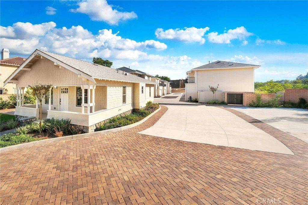 646 W Grand Avenue, Pomona, CA 91766 Main Photo