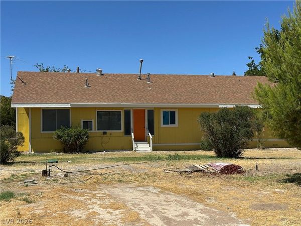 2590 N Murphy Street , Pahrump, NV 89060
